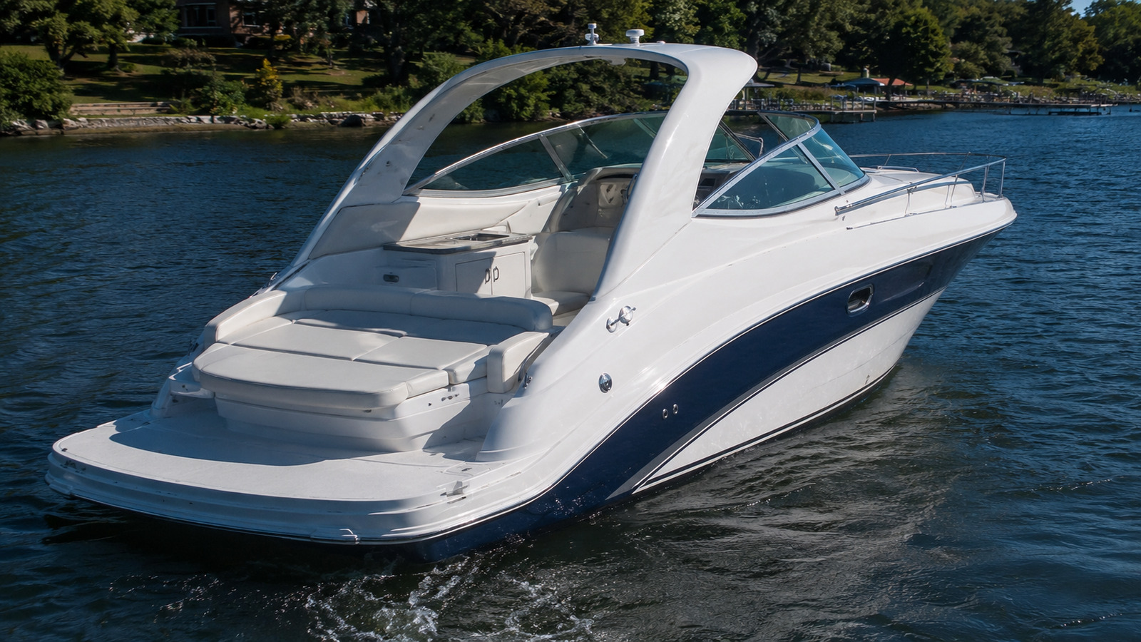 sea ray sun sport 290 transom lounge 10