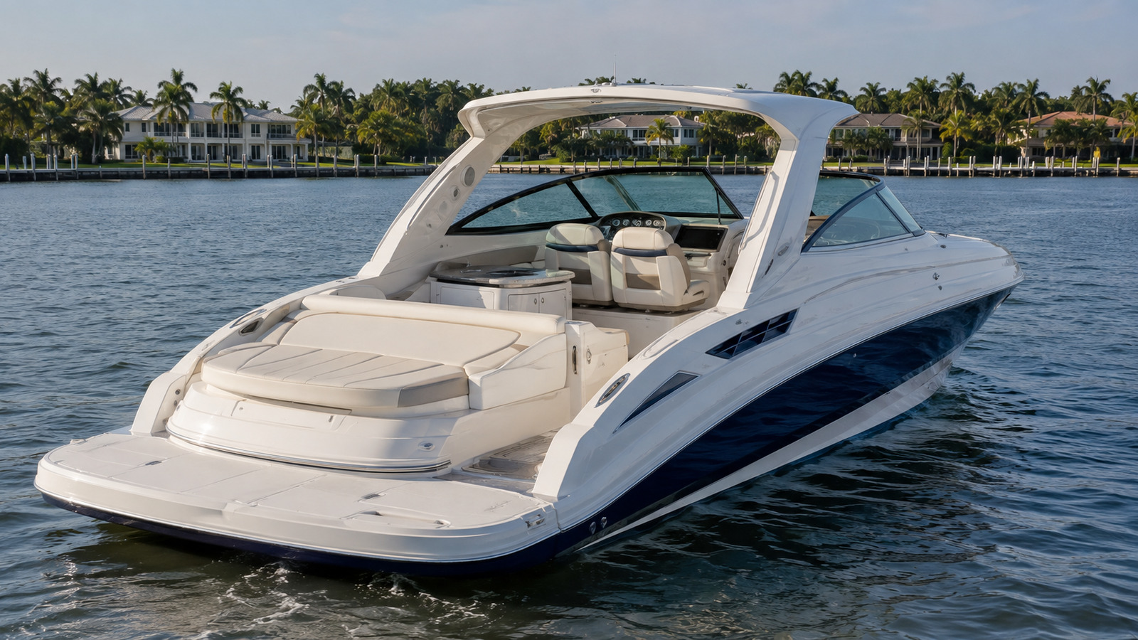 sea ray sun sport 310 transom lounge 10