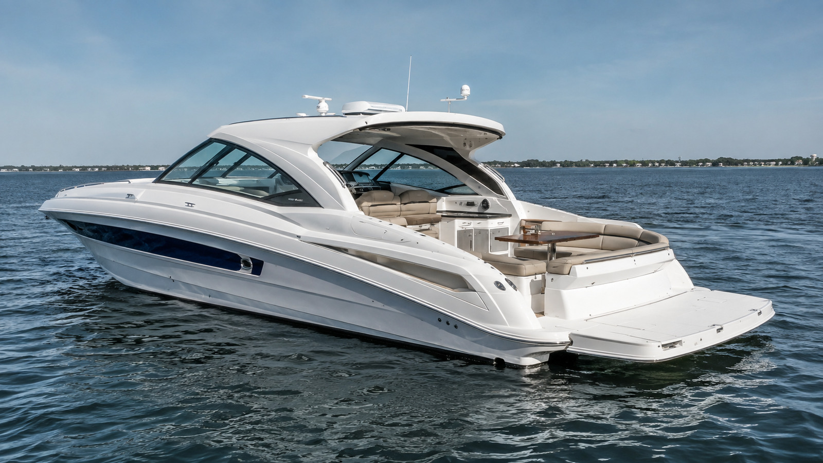 sea ray sun sport 400 premium exterior hero 25