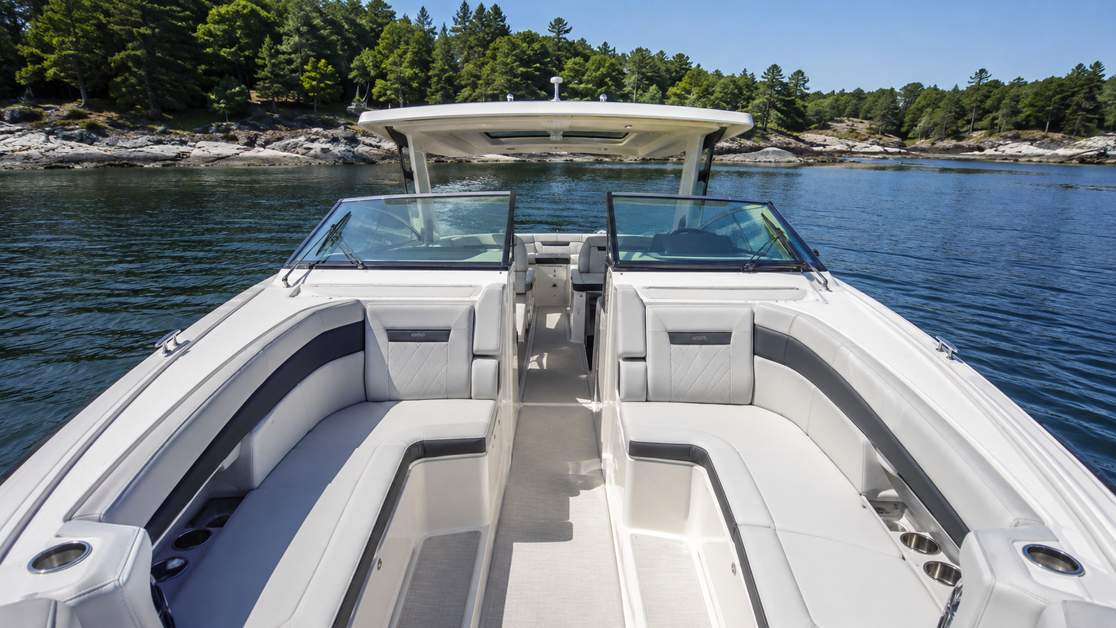 sea ray sundancer 370 outboard bow lounge 10