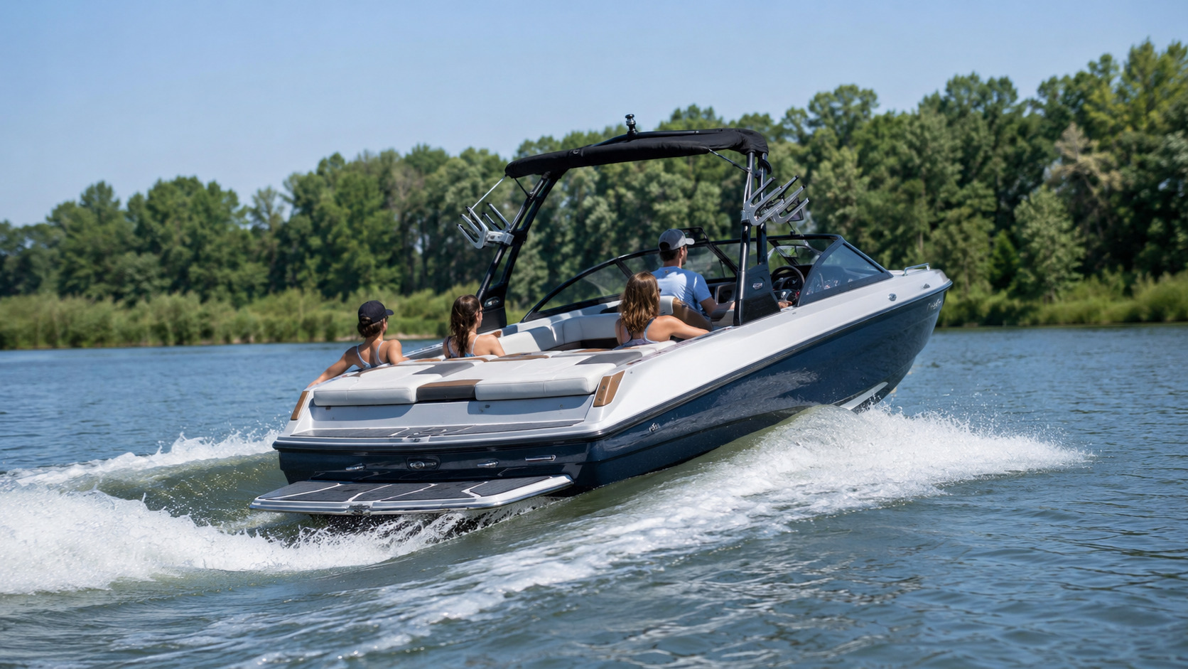 malibu boats 20 vtx rear quarter running 03