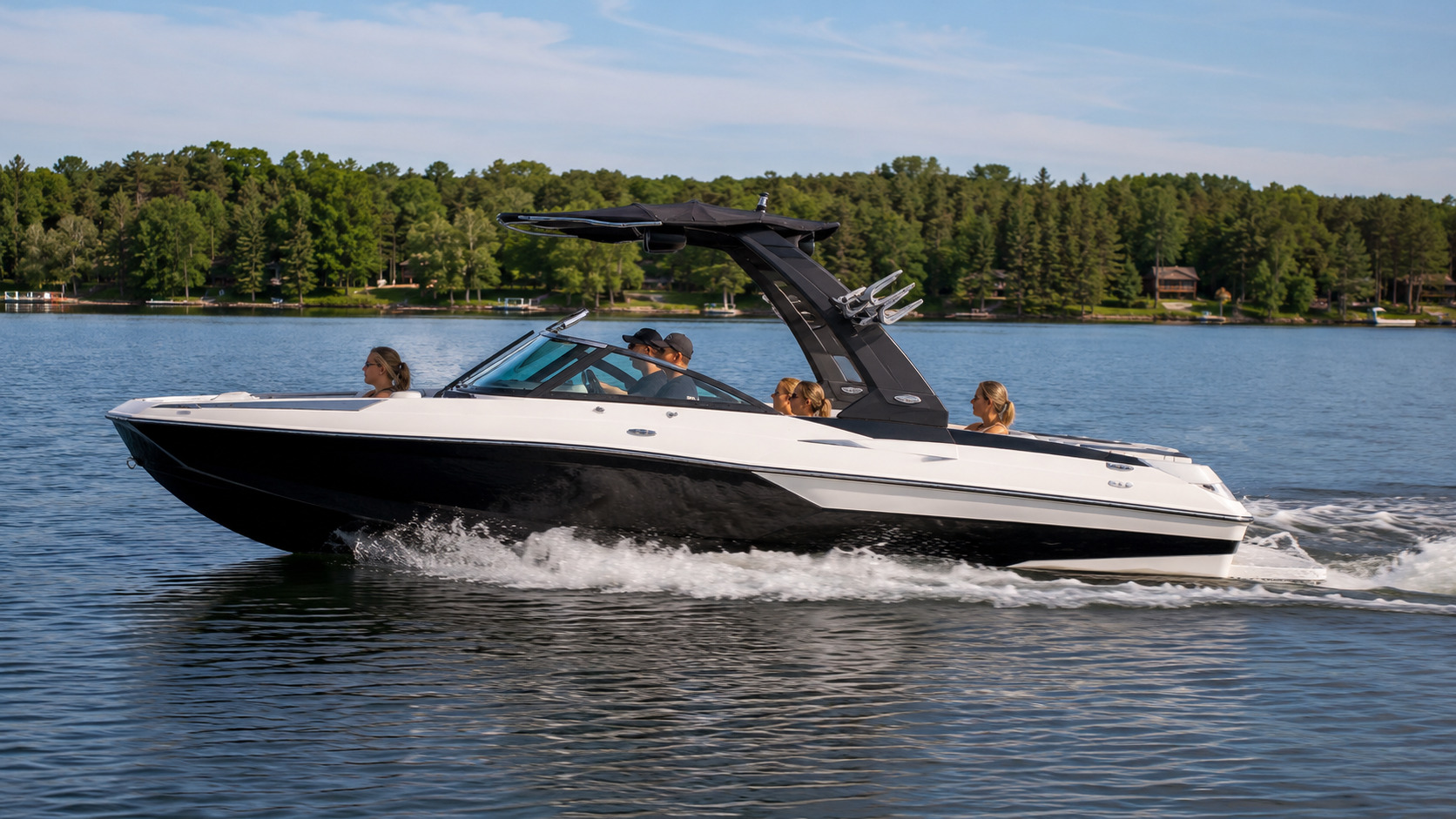 malibu boats 21 lx side profile underway 11
