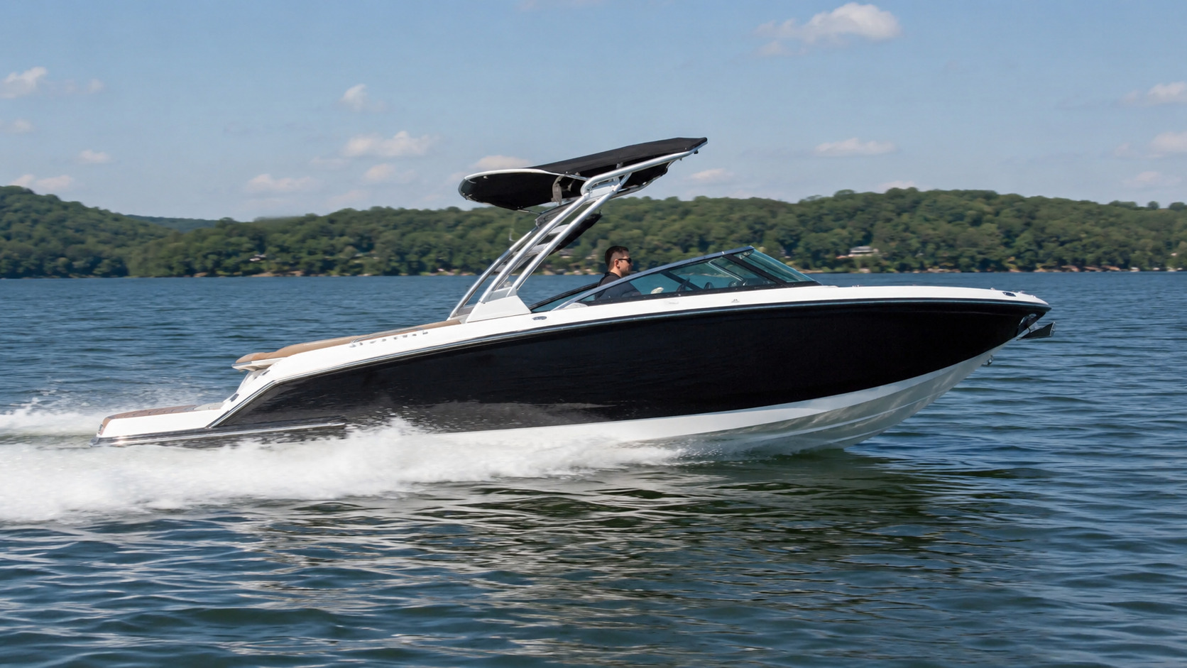 malibu boats m series m242 side profile underway 15