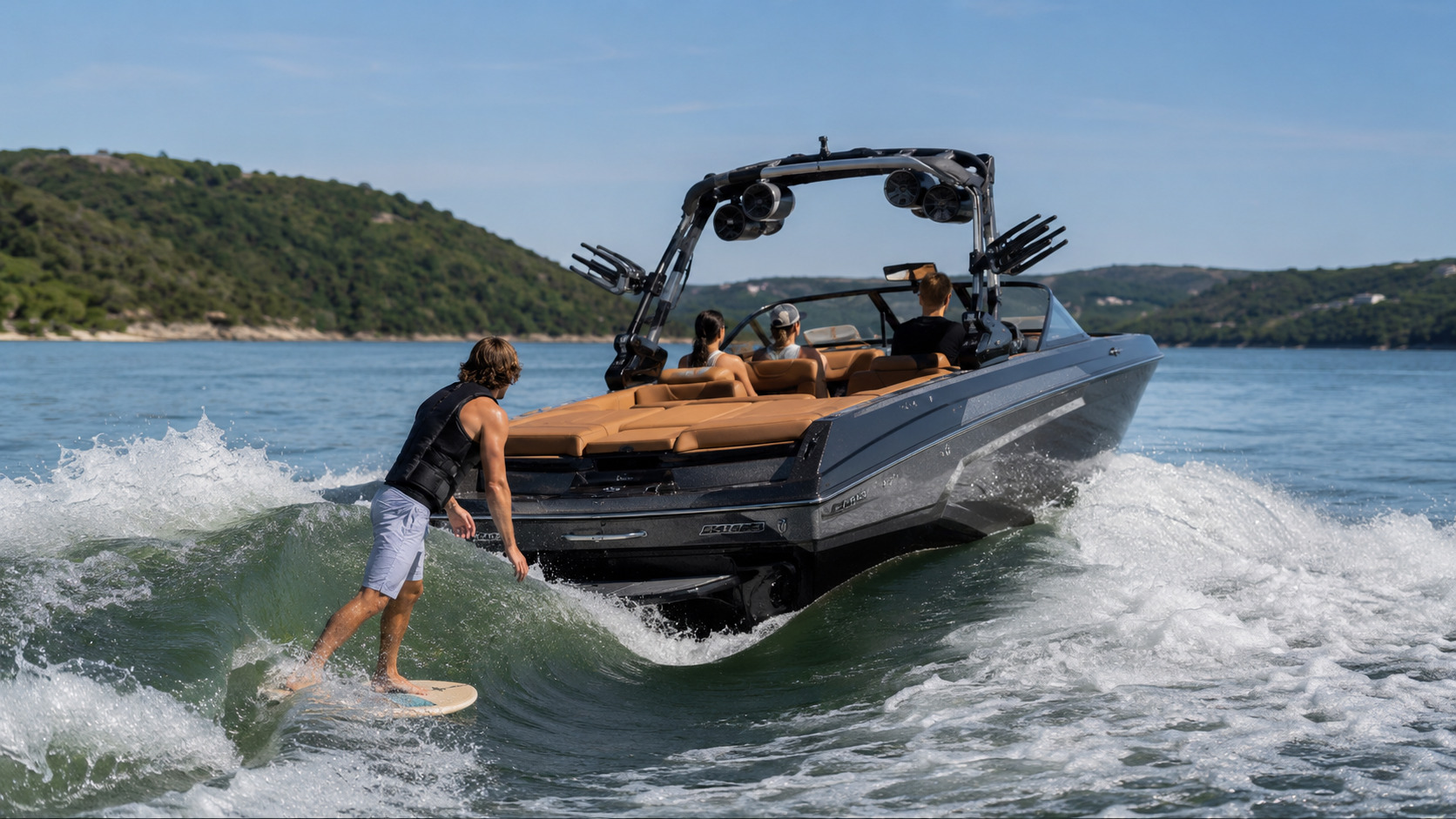 malibu boats m series wake action 02