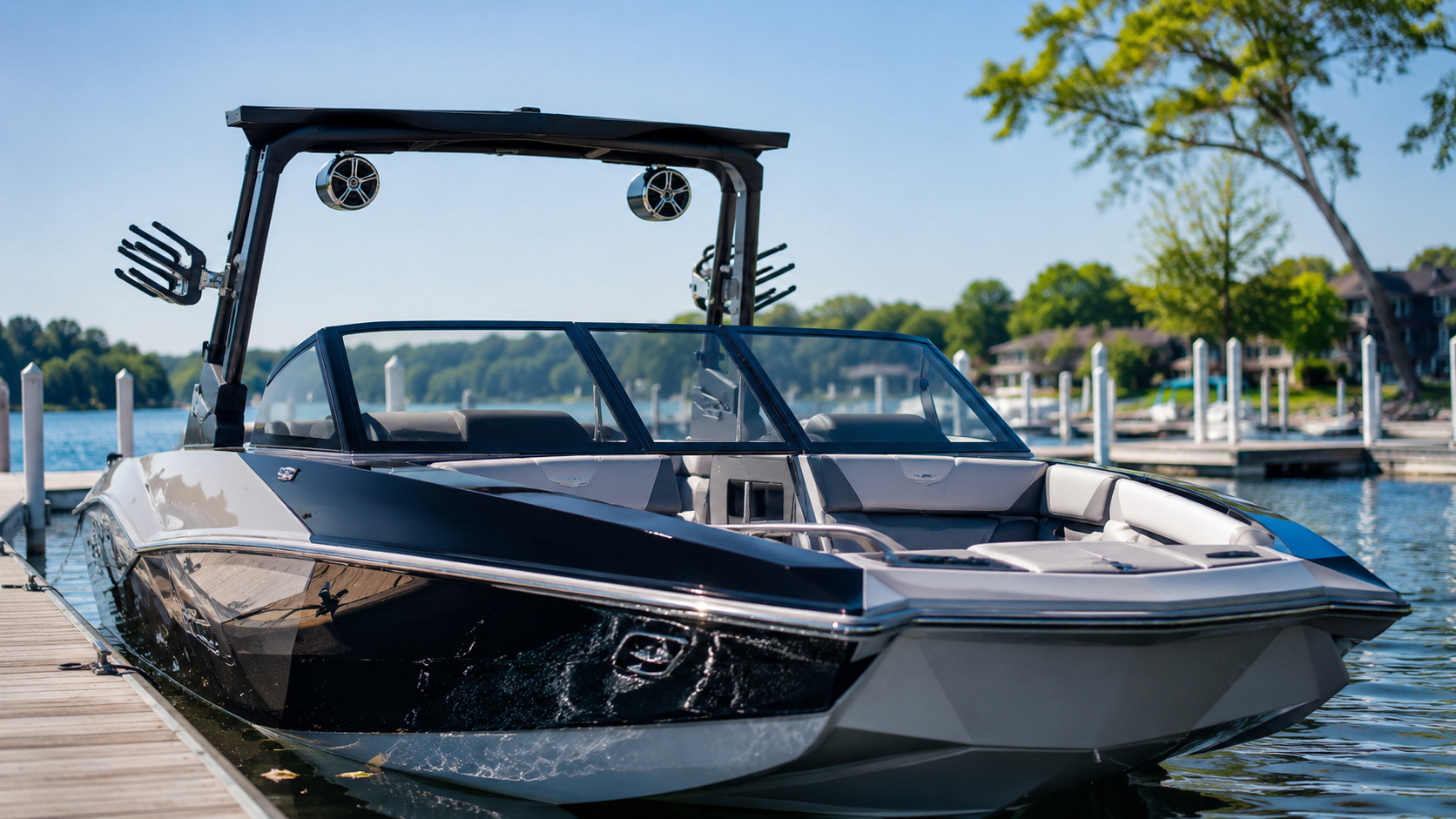 malibu boats mxz series 22 mxz tower windshield angle 07