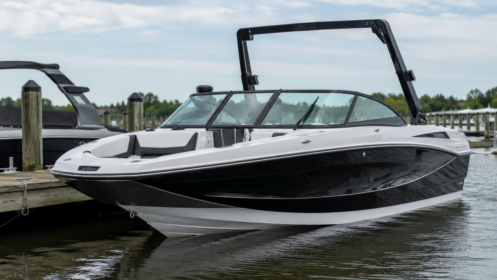 malibu boats mxz series 23 mxz tower windshield angle 07