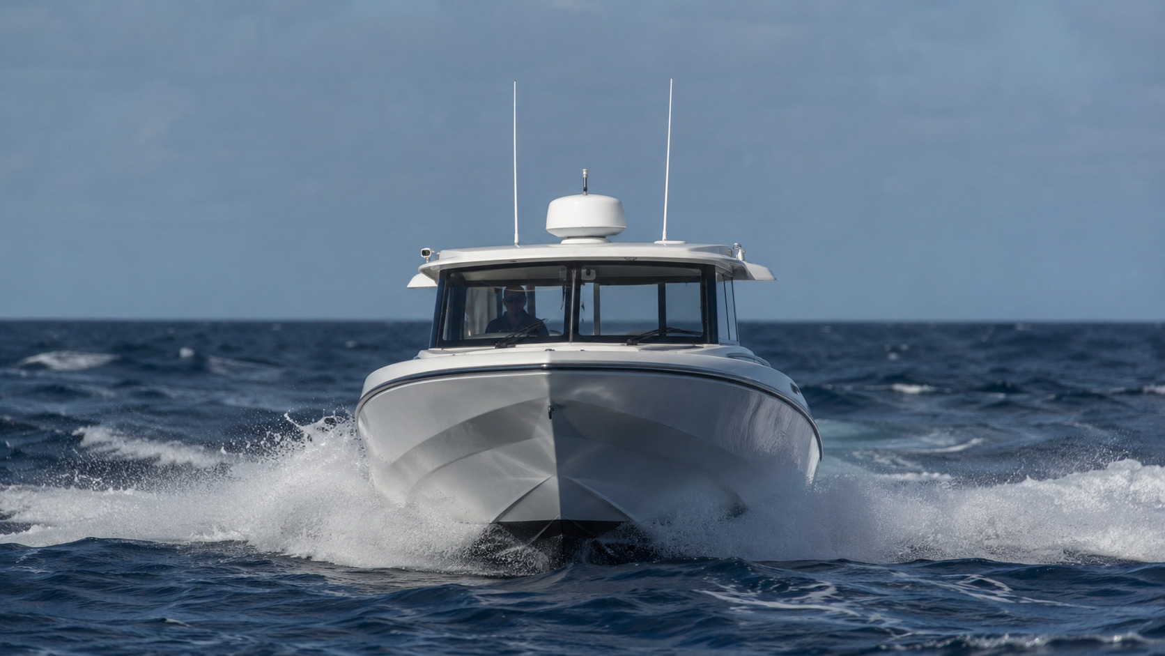 pursuit boats offshore os 325 bow on offshore 16