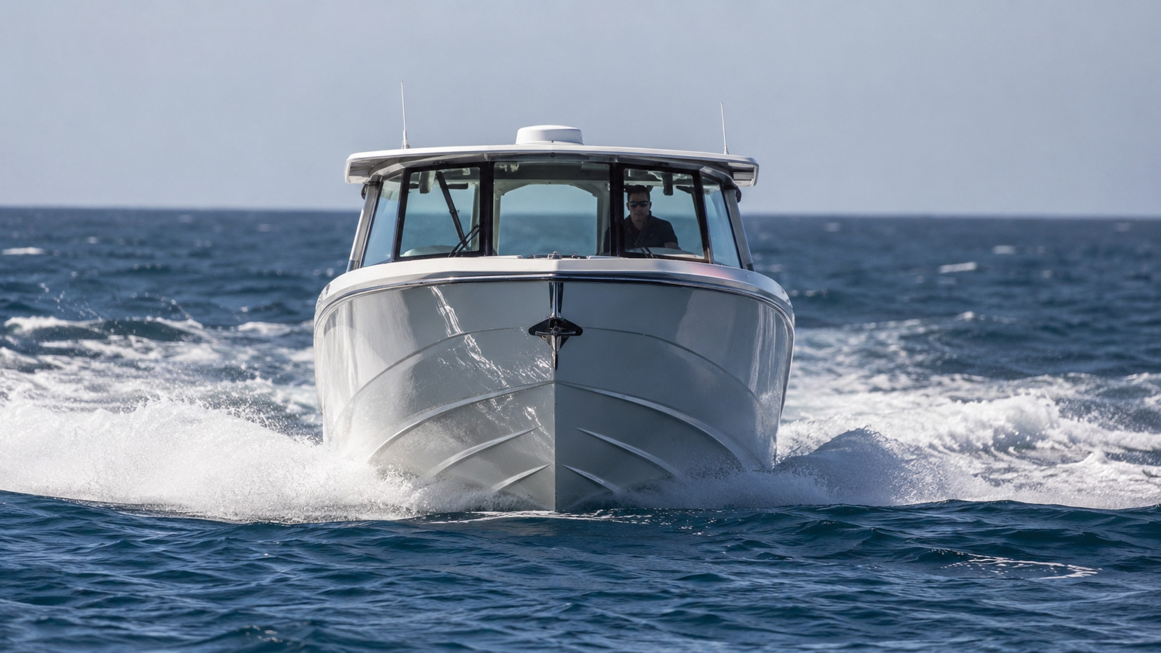 pursuit boats offshore os 355 bow on offshore 16