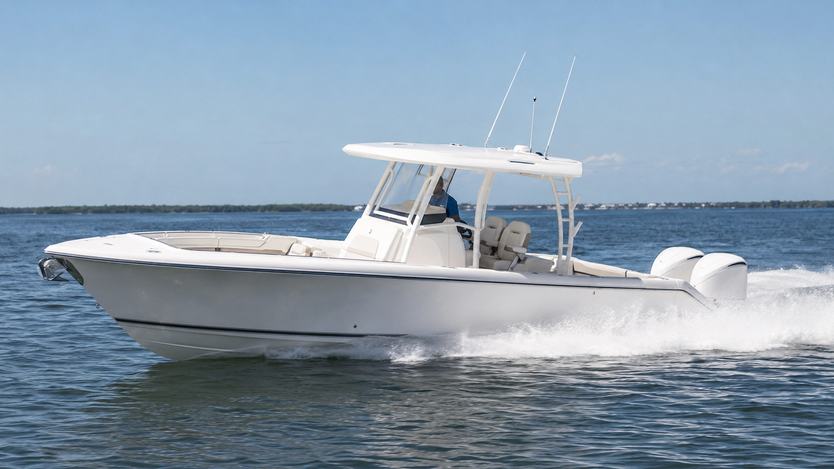 pursuit boats s 268 side profile underway 10